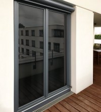 → Sonnenschutzfolie für Fenster – Dimmt Wärme und verbessert Ihr
